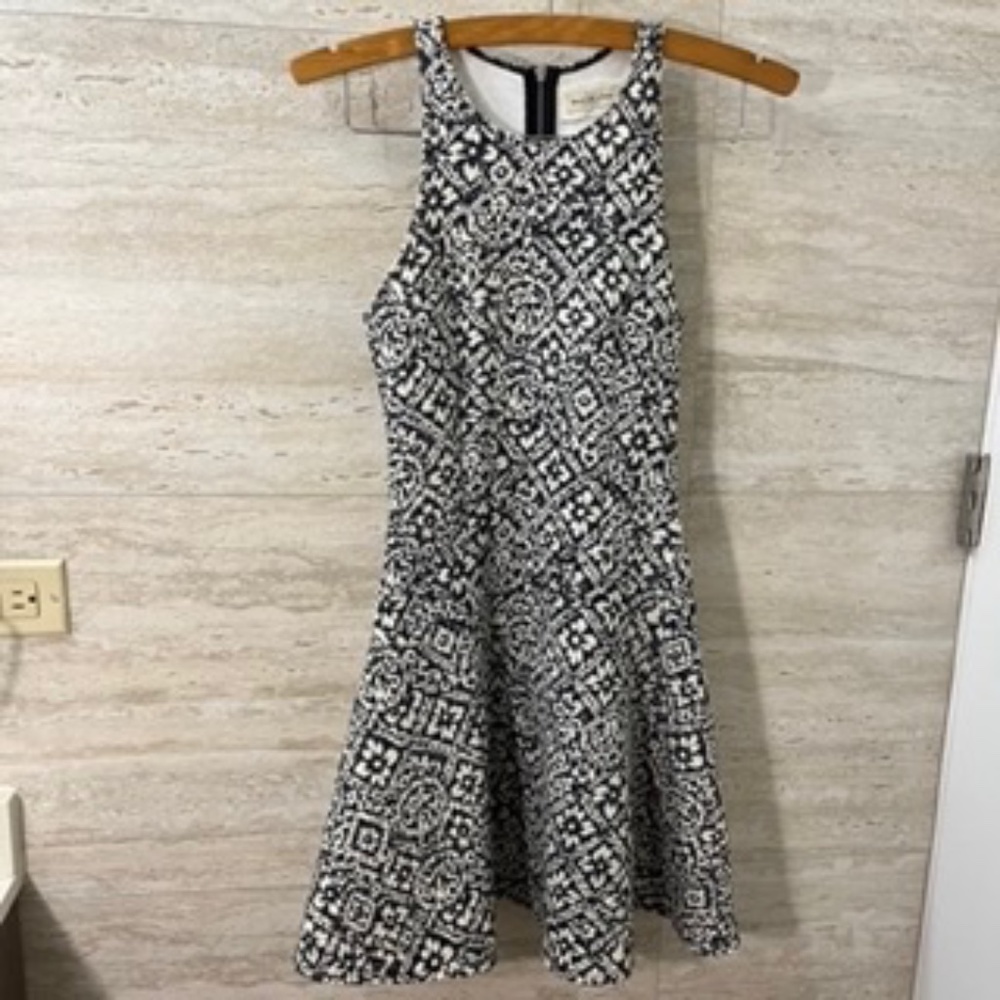 Abercrombie Printed Dress Size XS Neoprene material